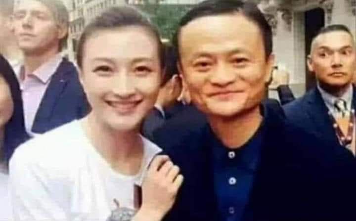 Tong Wenhong et Jack Ma